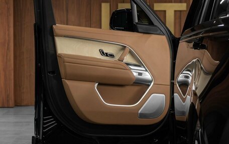 Land Rover Range Rover IV рестайлинг, 2022 год, 24 750 000 рублей, 10 фотография