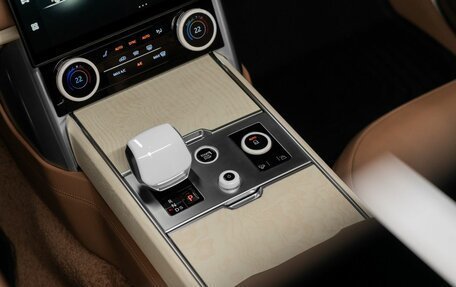 Land Rover Range Rover IV рестайлинг, 2022 год, 24 750 000 рублей, 24 фотография