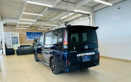 Honda Stepwgn IV, 2019 год, 2 449 900 рублей, 4 фотография