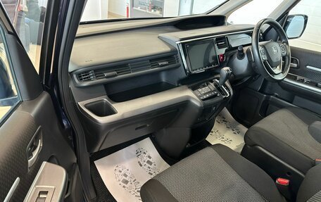 Honda Stepwgn IV, 2019 год, 2 449 900 рублей, 12 фотография