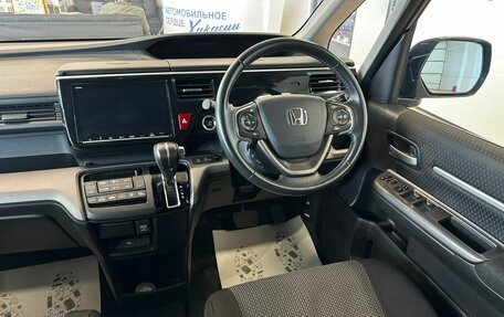 Honda Stepwgn IV, 2019 год, 2 449 900 рублей, 15 фотография