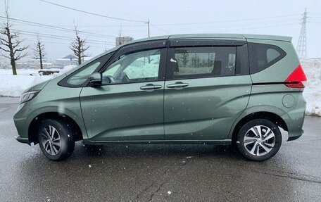 Honda Freed II, 2023 год, 1 420 000 рублей, 4 фотография