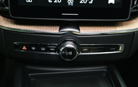 Volvo XC60 II, 2025 год, 5 950 000 рублей, 26 фотография