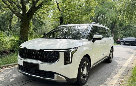 KIA Carnival, 2025 год, 5 270 000 рублей, 1 фотография