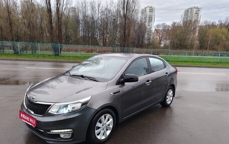 KIA Rio III рестайлинг, 2017 год, 890 000 рублей, 1 фотография