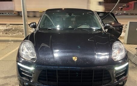 Porsche Macan I рестайлинг, 2015 год, 3 050 000 рублей, 2 фотография