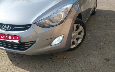 Hyundai Elantra V, 2012 год, 1 080 000 рублей, 2 фотография