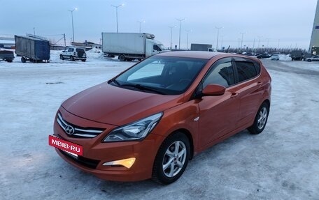 Hyundai Solaris II рестайлинг, 2014 год, 1 200 000 рублей, 4 фотография