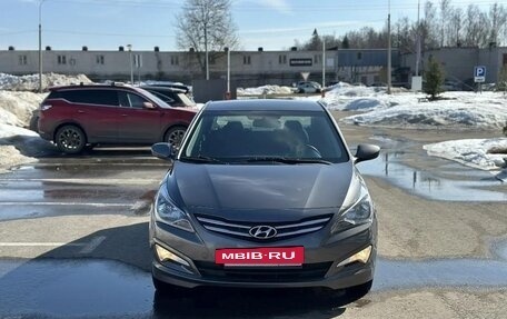 Hyundai Solaris II рестайлинг, 2016 год, 730 000 рублей, 2 фотография