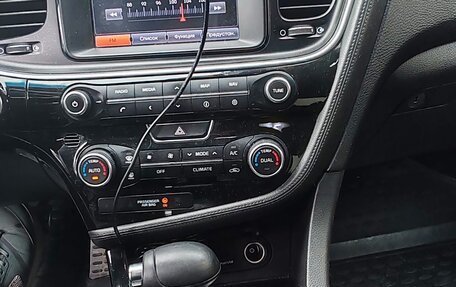 KIA Optima III, 2013 год, 1 250 000 рублей, 8 фотография