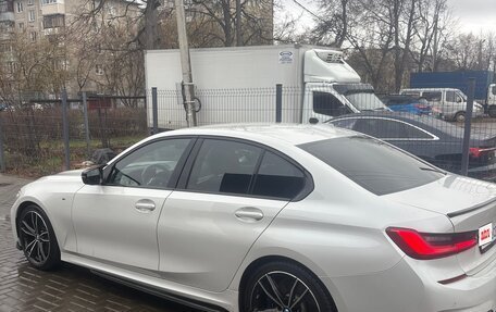 BMW 3 серия, 2019 год, 3 400 000 рублей, 11 фотография