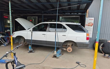 Nissan Rnessa, 1998 год, 350 000 рублей, 6 фотография