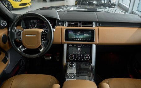 Land Rover Range Rover IV рестайлинг, 2020 год, 7 950 000 рублей, 10 фотография