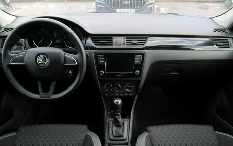 Skoda Rapid I, 2018 год, 1 500 000 рублей, 16 фотография