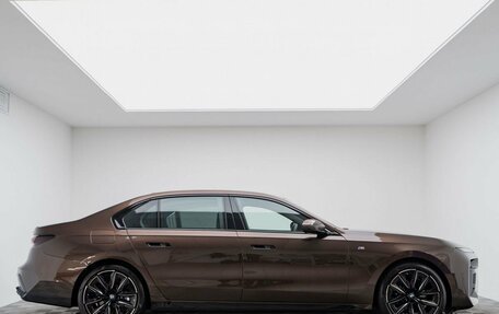 BMW 7 серия, 2025 год, 21 000 000 рублей, 5 фотография