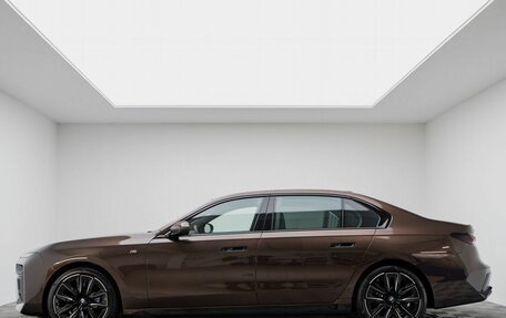 BMW 7 серия, 2025 год, 21 000 000 рублей, 10 фотография