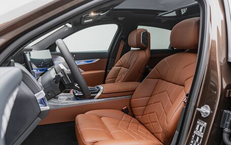 BMW 7 серия, 2025 год, 21 000 000 рублей, 12 фотография