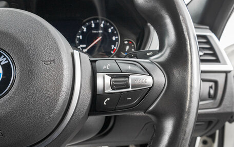 BMW 3 серия, 2017 год, 2 049 000 рублей, 17 фотография
