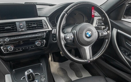 BMW 3 серия, 2017 год, 2 049 000 рублей, 19 фотография