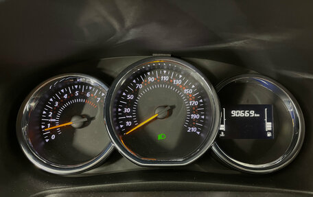 Renault Logan II, 2019 год, 1 150 000 рублей, 14 фотография