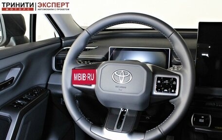 Toyota RAV4, 2026 год, 4 890 000 рублей, 16 фотография