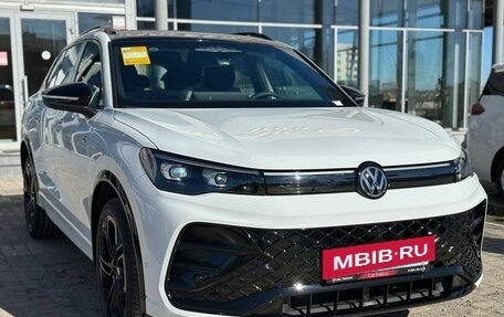 Volkswagen Tiguan, 2025 год, 4 530 000 рублей, 4 фотография