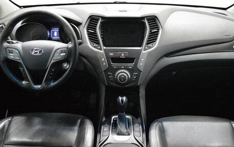 Hyundai Santa Fe III рестайлинг, 2016 год, 2 445 000 рублей, 14 фотография