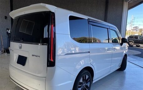 Honda Stepwgn, 2023 год, 2 548 000 рублей, 6 фотография