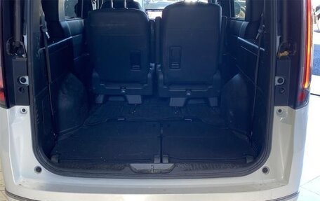 Honda Stepwgn, 2023 год, 2 548 000 рублей, 21 фотография