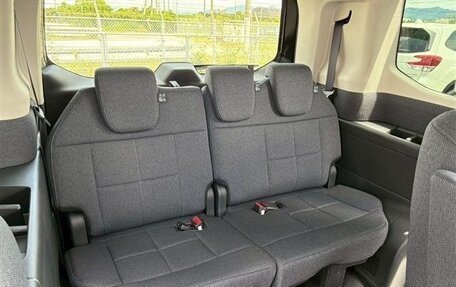 Honda Stepwgn, 2023 год, 13 фотография