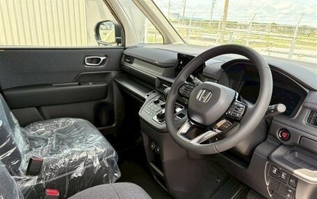 Honda Stepwgn, 2023 год, 11 фотография