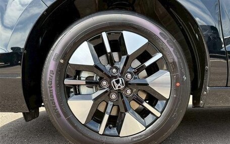 Honda Stepwgn, 2023 год, 18 фотография