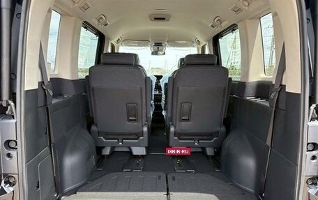 Honda Stepwgn, 2023 год, 17 фотография