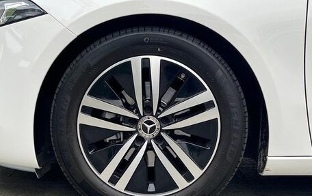 Mercedes-Benz A-Класс, 2022 год, 1 960 000 рублей, 11 фотография