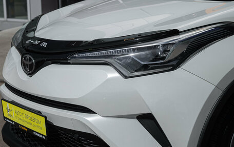 Toyota C-HR I рестайлинг, 2019 год, 1 759 000 рублей, 5 фотография