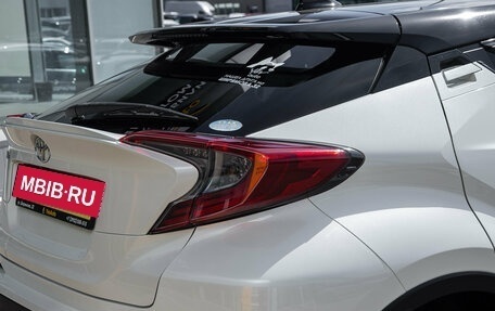 Toyota C-HR I рестайлинг, 2019 год, 1 759 000 рублей, 7 фотография