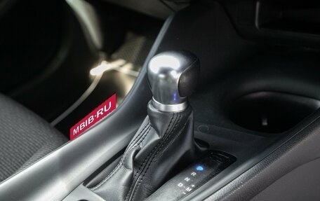 Toyota C-HR I рестайлинг, 2019 год, 1 759 000 рублей, 17 фотография