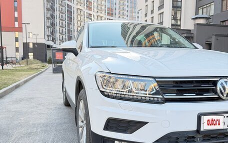 Volkswagen Tiguan II, 2017 год, 2 149 000 рублей, 2 фотография