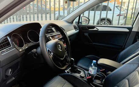 Volkswagen Tiguan II, 2017 год, 2 149 000 рублей, 19 фотография