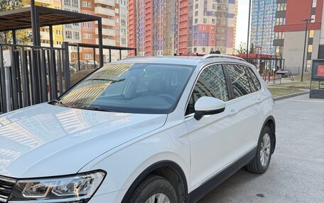 Volkswagen Tiguan II, 2017 год, 2 149 000 рублей, 17 фотография