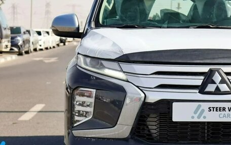 Mitsubishi Pajero Sport III рестайлинг, 2023 год, 3 883 003 рублей, 8 фотография