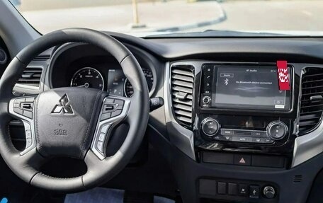 Mitsubishi Pajero Sport III рестайлинг, 2023 год, 3 883 003 рублей, 19 фотография