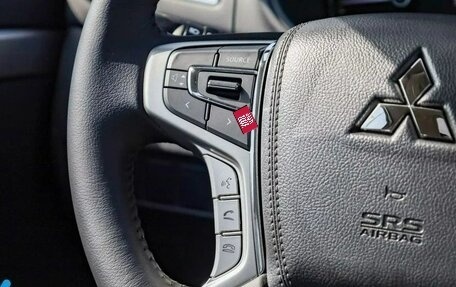 Mitsubishi Pajero Sport III рестайлинг, 2023 год, 3 883 003 рублей, 22 фотография