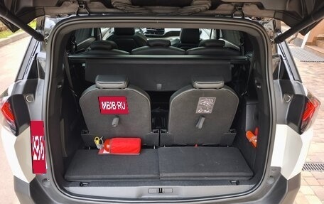 Peugeot 5008 II, 2021 год, 2 350 000 рублей, 13 фотография