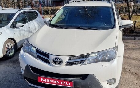 Toyota RAV4, 2013 год, 1 750 000 рублей, 3 фотография