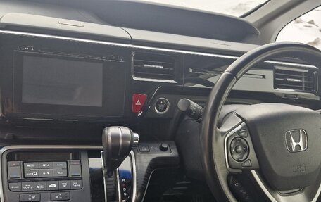 Honda Stepwgn IV, 2016 год, 2 050 000 рублей, 27 фотография