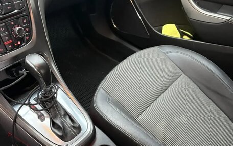 Opel Astra J, 2011 год, 680 000 рублей, 8 фотография