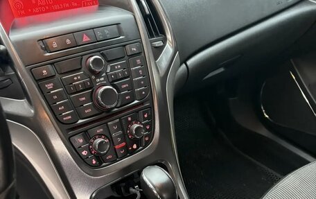 Opel Astra J, 2011 год, 680 000 рублей, 6 фотография