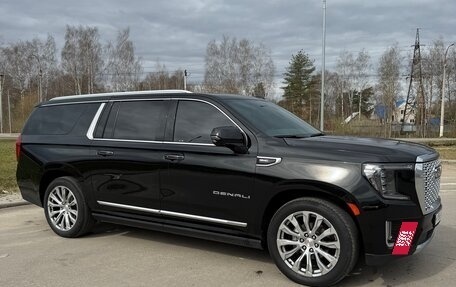 GMC Yukon IV, 2022 год, 8 900 000 рублей, 4 фотография