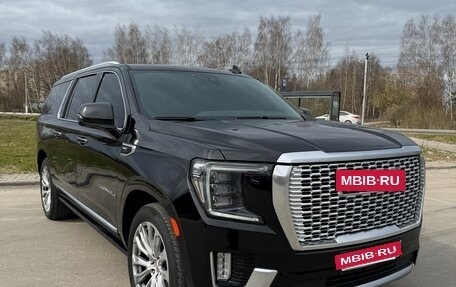 GMC Yukon IV, 2022 год, 8 900 000 рублей, 3 фотография